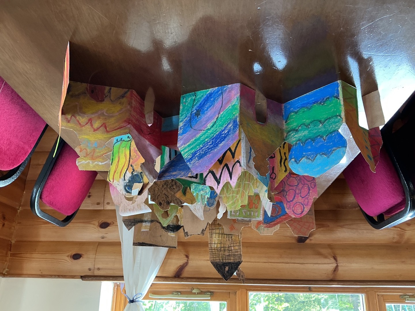 Hundertwasser Cityscape, Kids Club
