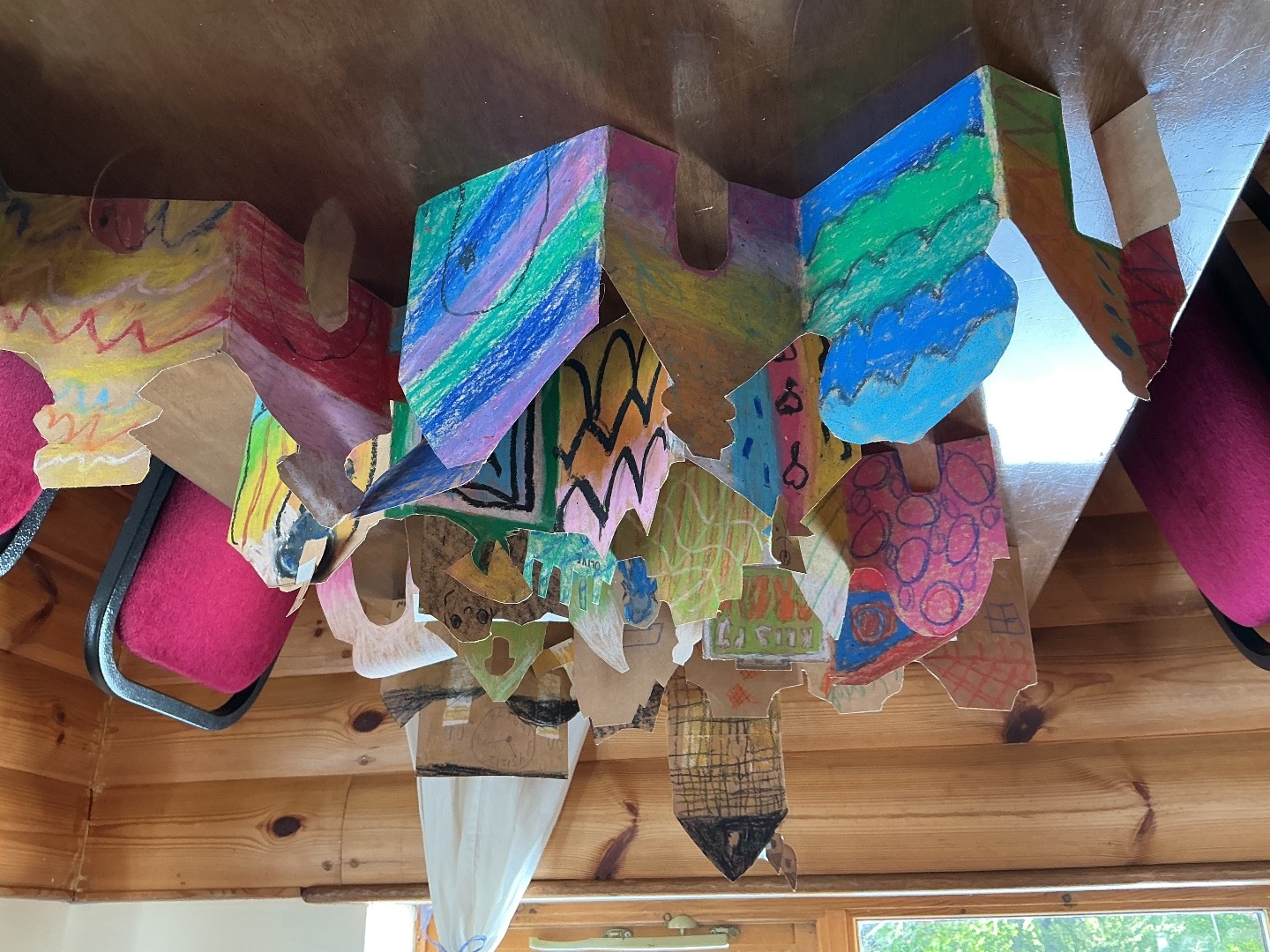 Hundertwasser Cityscape, Kids Club