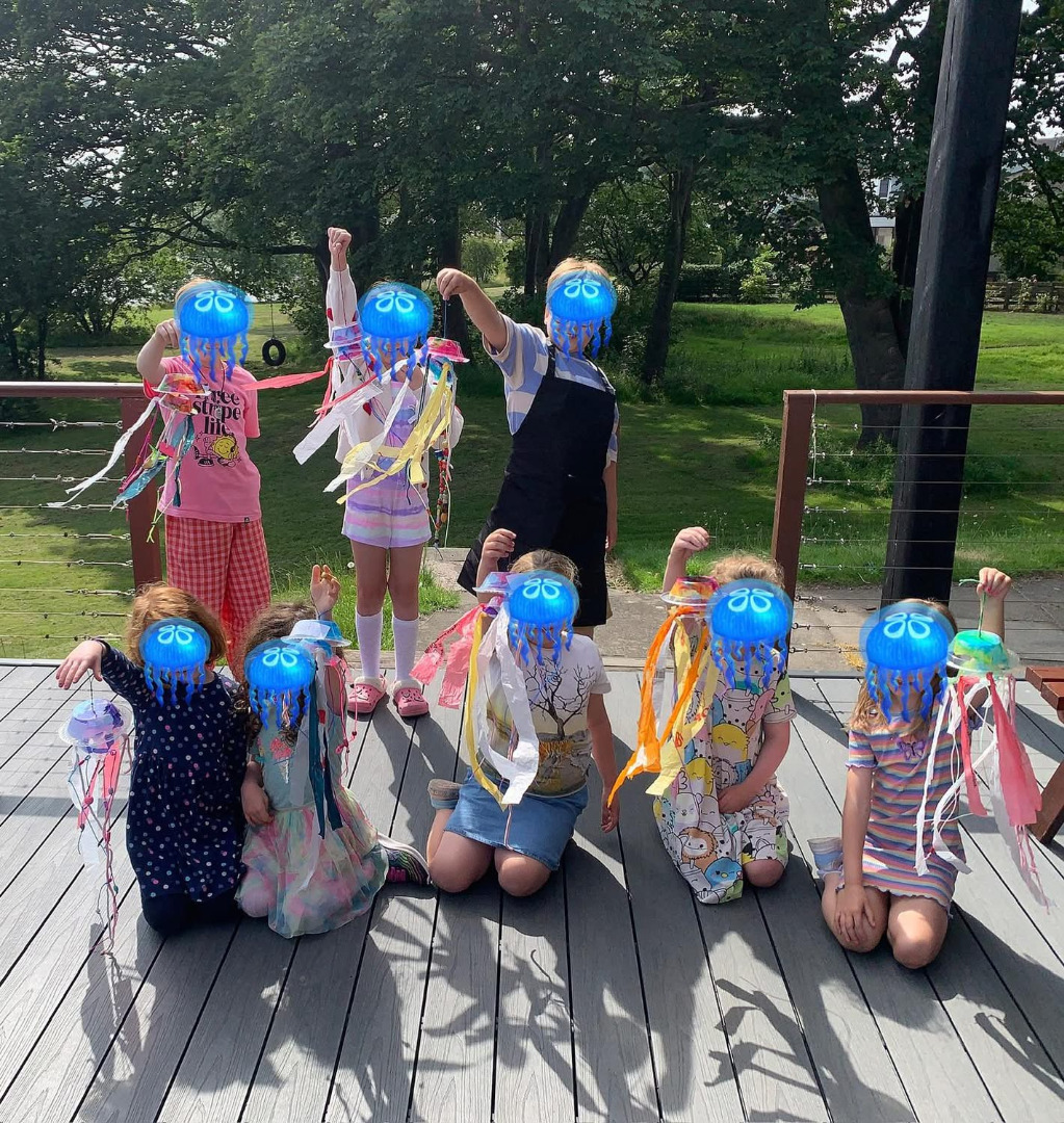 Jellyfish, Summer Club 25